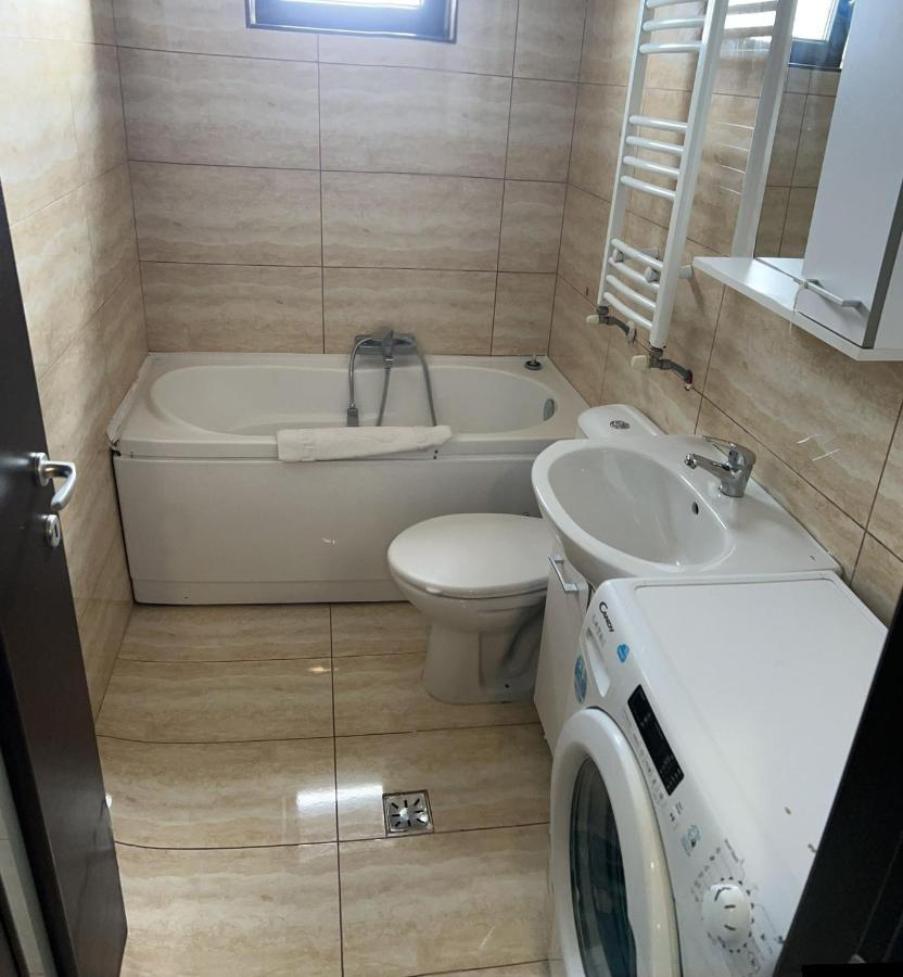 Apartamento Chez Ana Otopeni Exterior foto